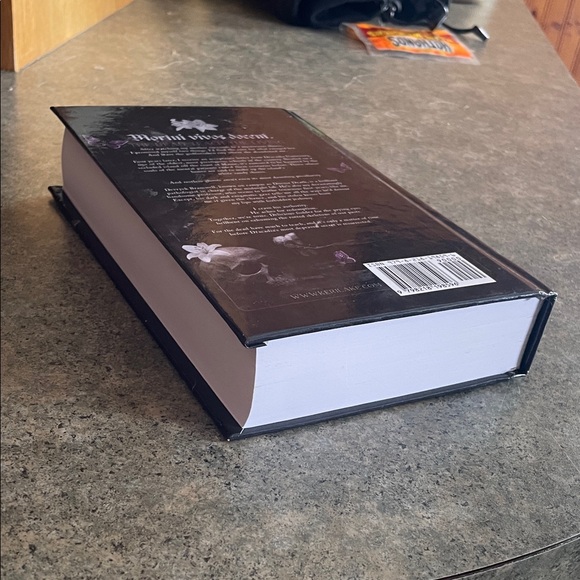 Sold - Pango - Picture 7 of 10